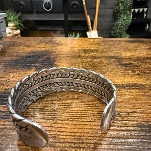 SOLD!!!!!





Silver Braided Cuff Bracelet